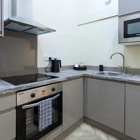 Modern Executive 1br Centre לידס