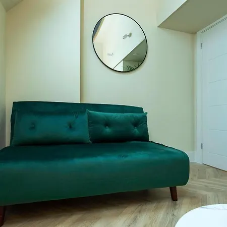 Modern Executive 1br Centre דירה