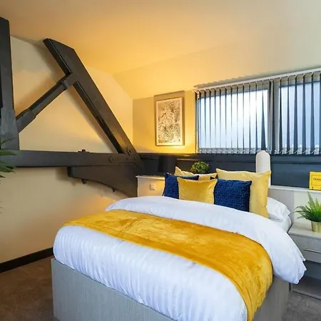 Modern Executive 1br Centre * לידס